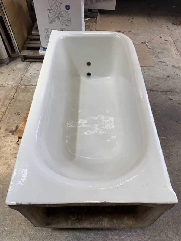 wolff tub end view