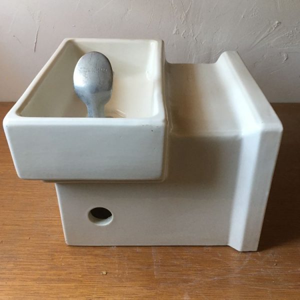 Standard brand drinking fountain prop rental only