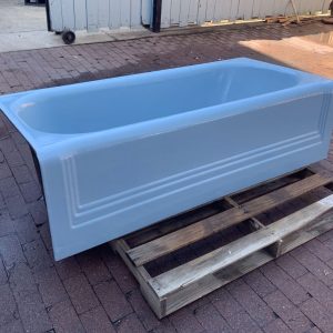 5 1/2' Antique Standard Neo-Pembroke alcove tub in blue