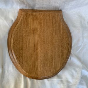 Round Front Light Stain Quartersawn Oak Seat B Grade top lid