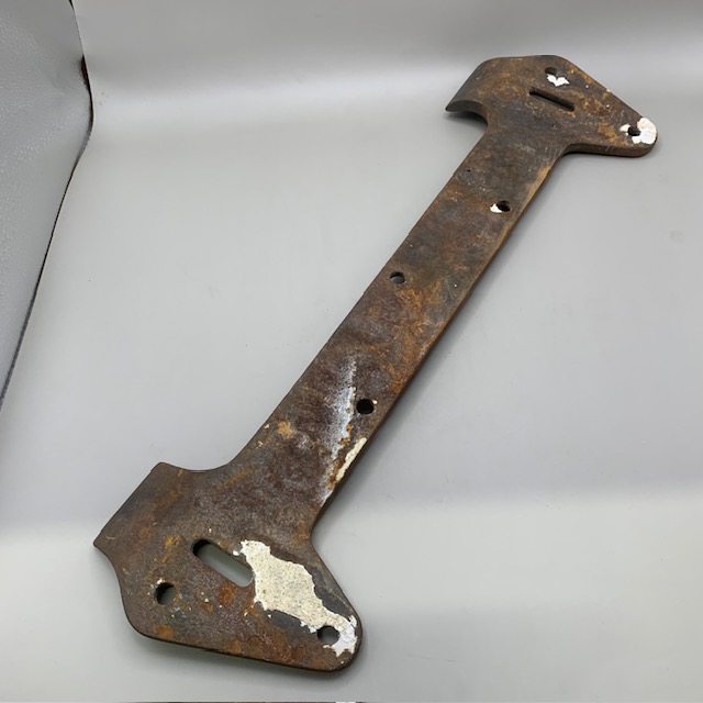 Large Vintage Cast Iron Sink Hanger/Bracket - Image 2